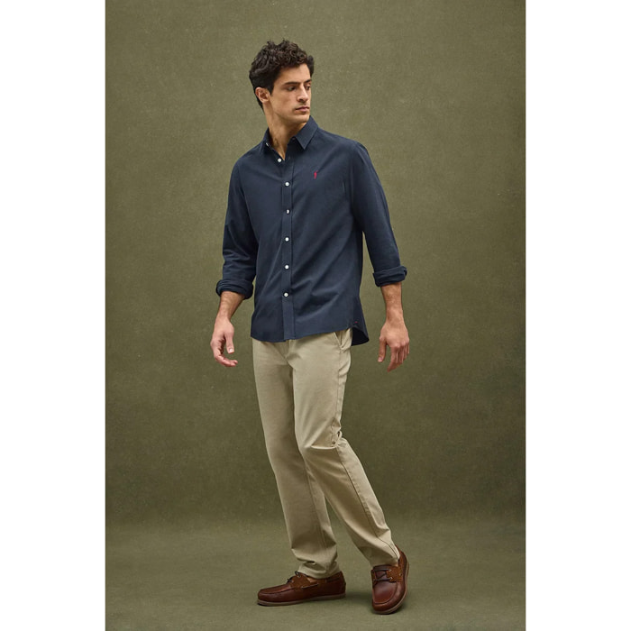 Camisa azul marino con efecto arrugado de corte regular con logo Rigby Go