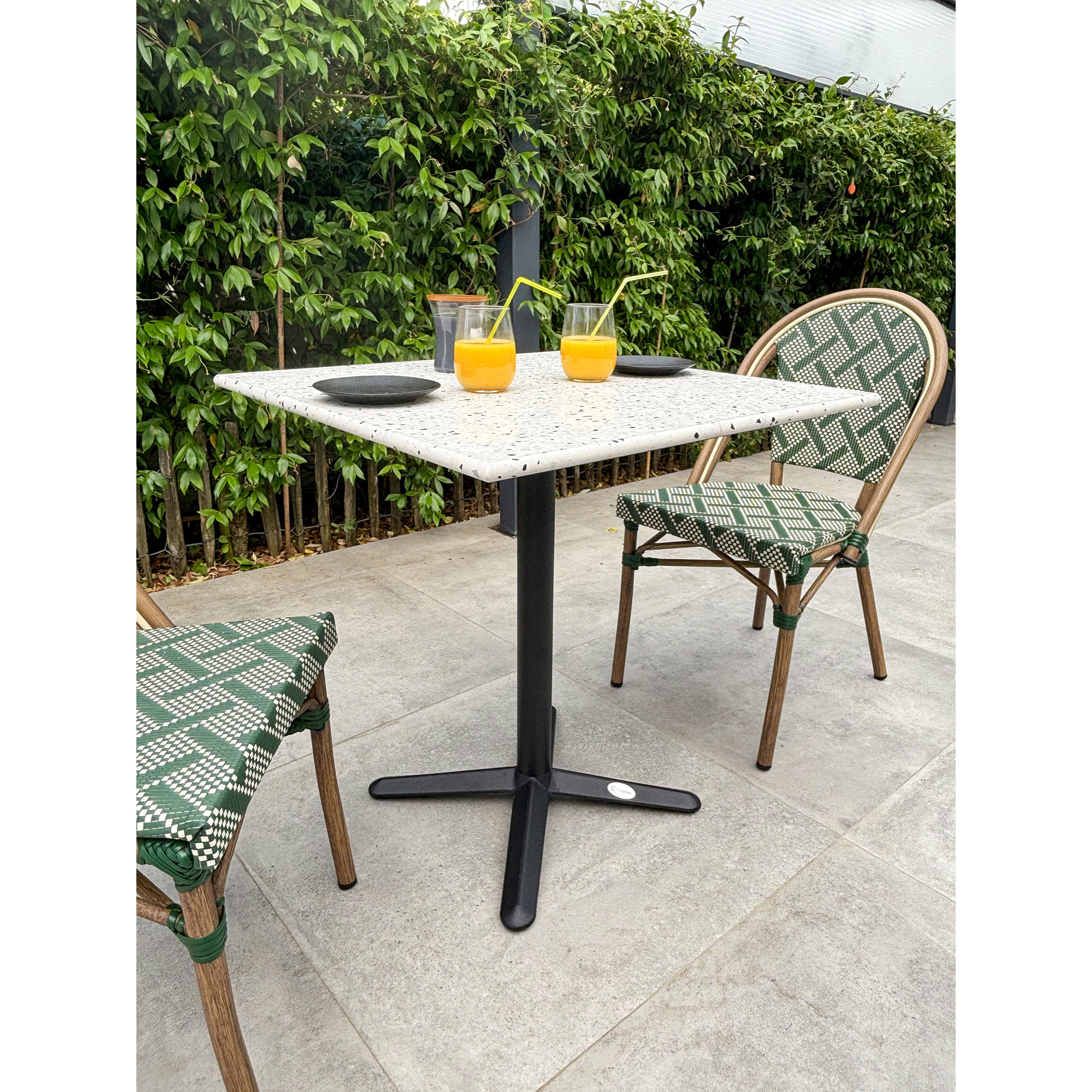 BISTRO - Ensemble repas de jardin 2 places en acier et plateau en terrazzo