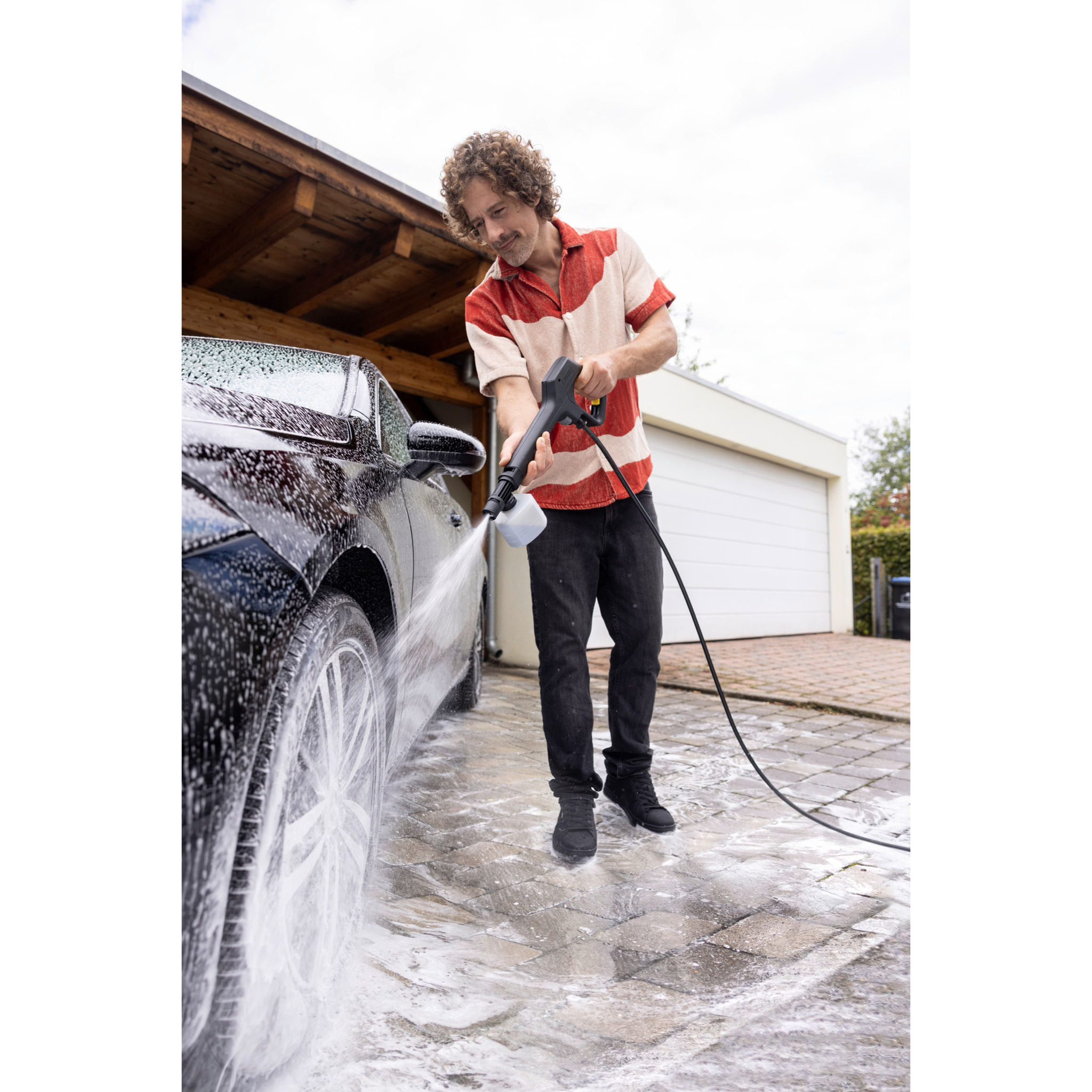 Nettoyeur haute pression Karcher K 2 Premium FJ Home - Pression 110 bar- Débit 360 l/h- Buse à jet plat- Kit Home inclus