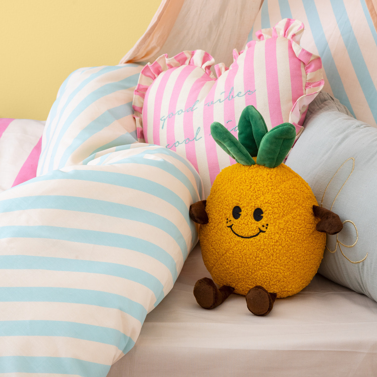 Peluche ananas "Andreas" orange H26cm