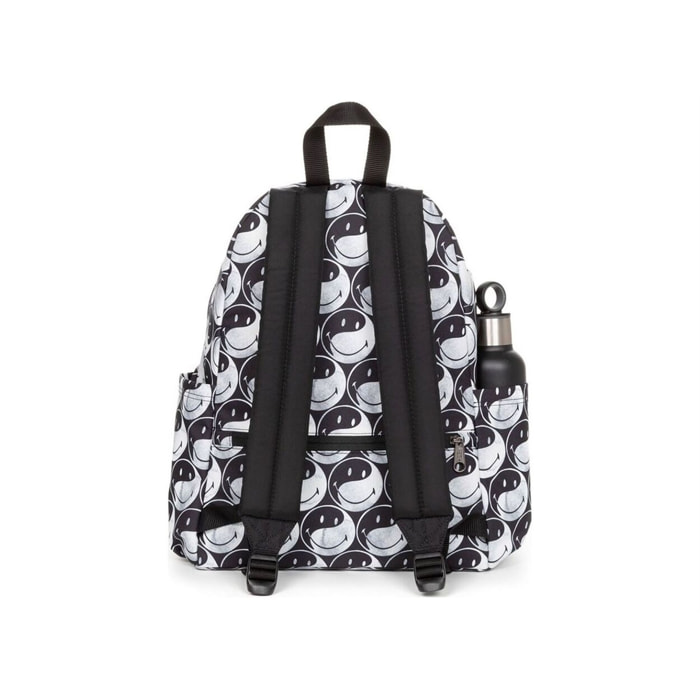 Vendita online Zaino Per Uomini Eastpak con sconti fino al 70 su Veepee