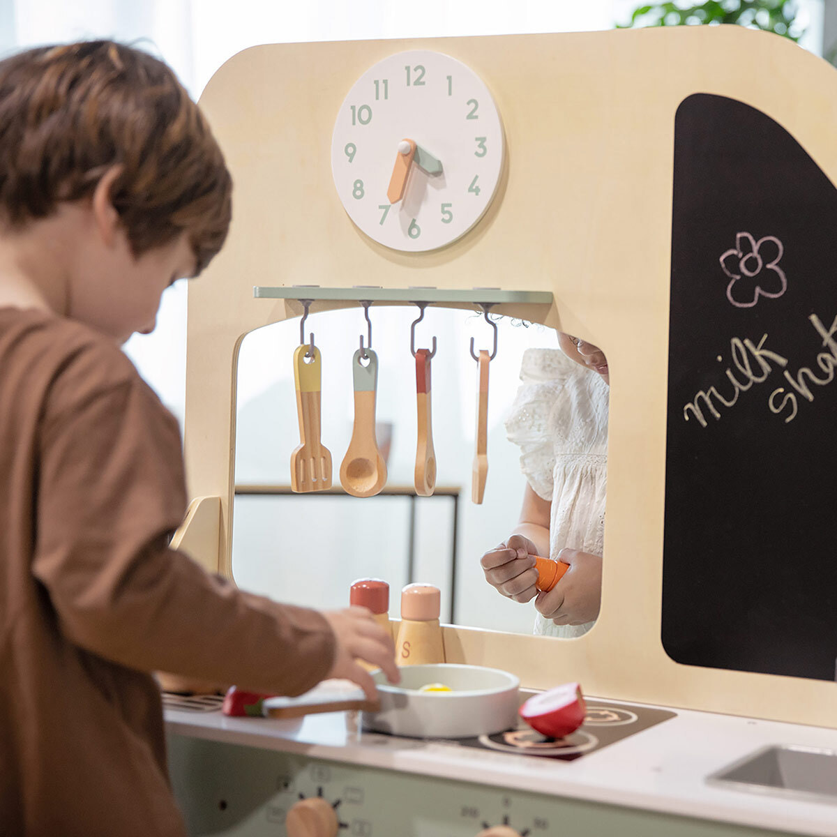 Cocina de juguete FOODIE TRUCK cocinita infantil con accesorios madera