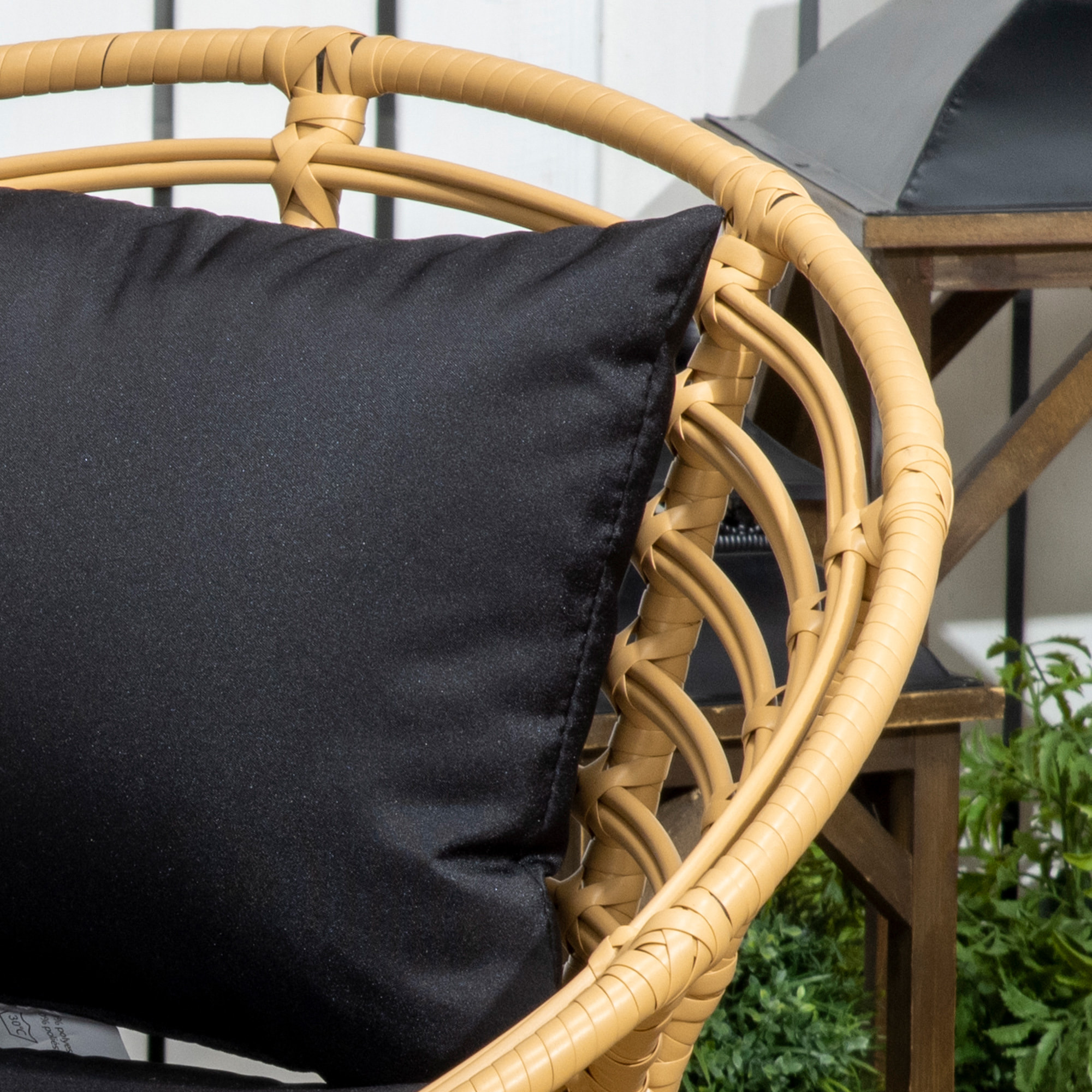 Conjunto de Jardín Exterior de Ratán Sintético de 4 Piezas Muebles de Jardín Exterior Incluye 1 Sofá Doble 2 Sillones y Mesa de Vidrio con Cojines Natural y Negro