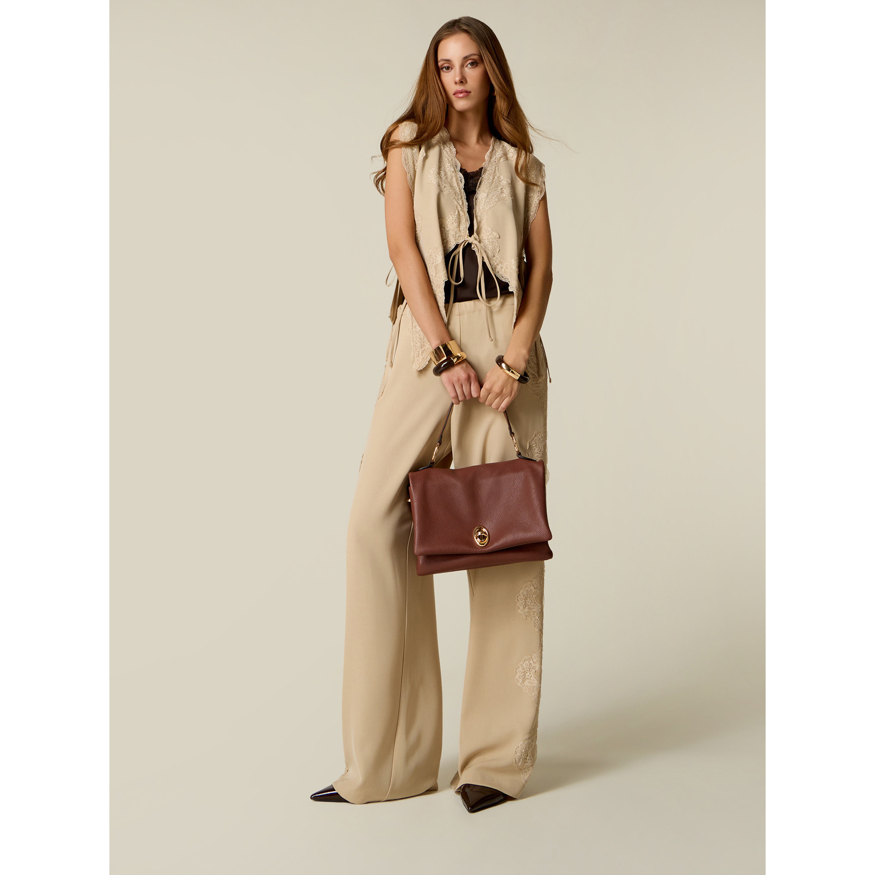 Oltre - Pantalones palazzo con detalles de encaje floral - Beige