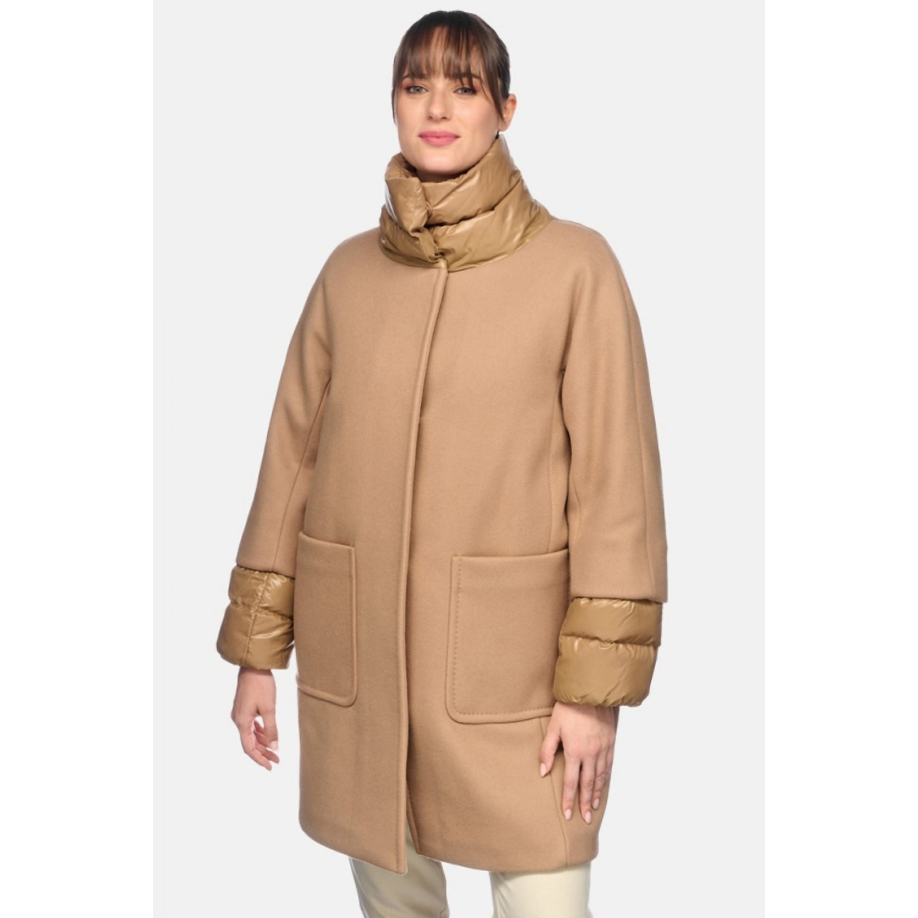 Abrigos Mujer de la marca GEOX  modelo W DIAMANTA Light Brown