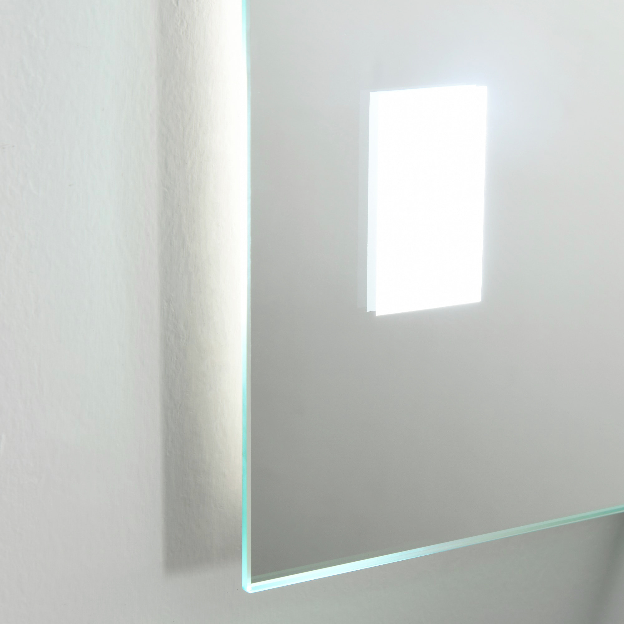 Espejo de Baño con Luz LED 14,5 W 70x50 cm Espejo para Baño con Función de Antivaho Marco de Aluminio Interruptor Táctil y Luces Blanco Frío Plata