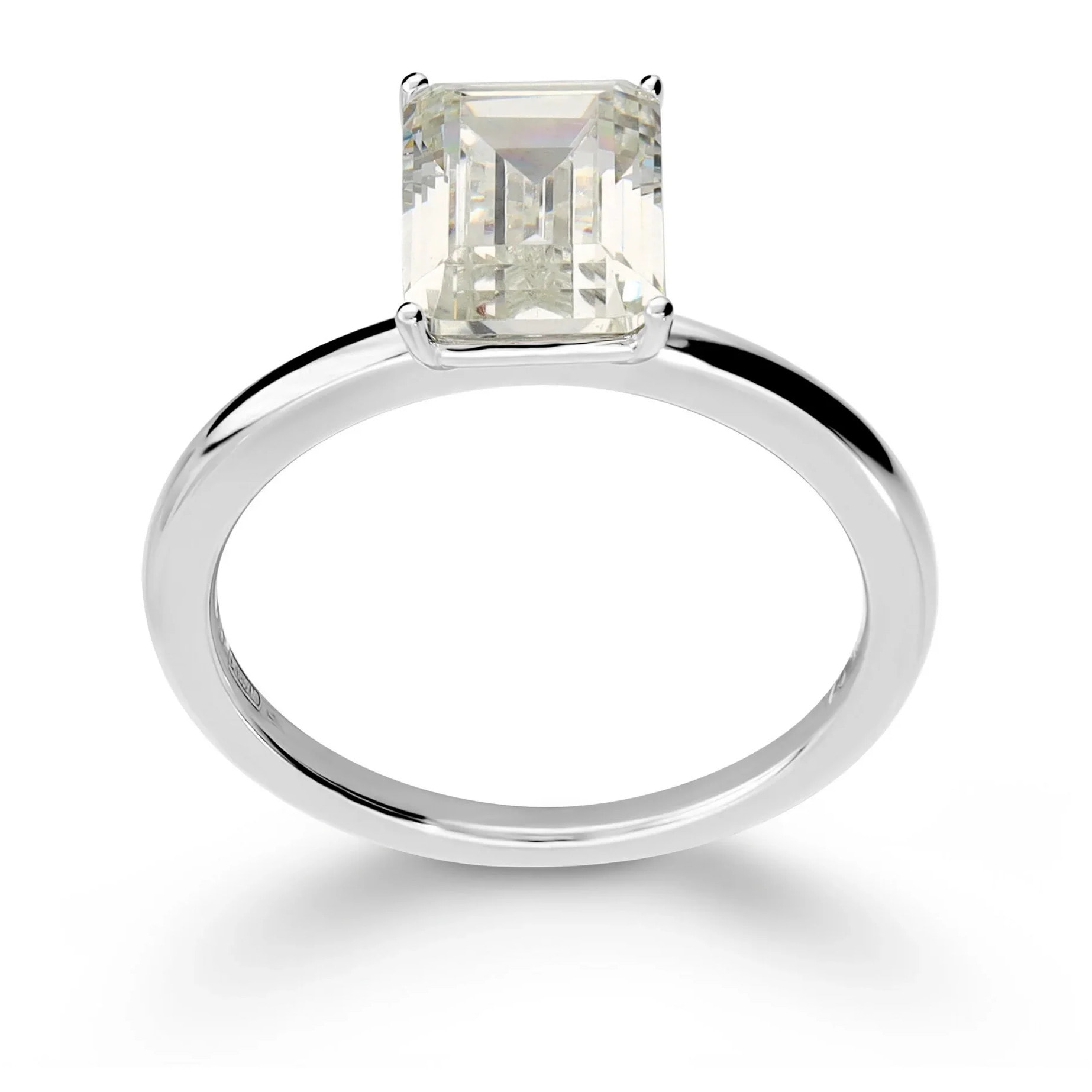 Anello Solitario in Argento 925 con Cubic Zirconia a Baguette
