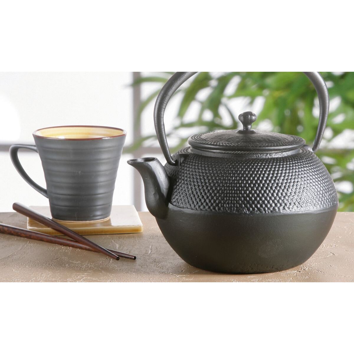 Théière en fonte noire 1,2L TRESOR D'ASIE