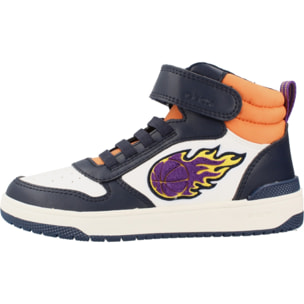 Botines Niño de la marca GEOX  modelo J56LQC 054FU BLANCO