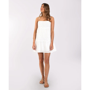 Vestido corto bordado con tirantes