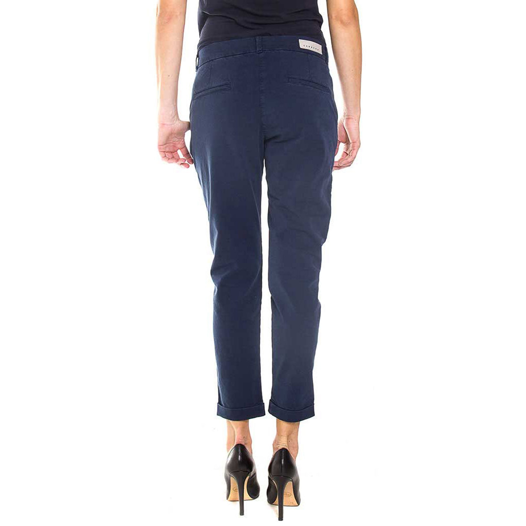 PANTALONE CHINOS IN GABARDINA STRETCH. MOD. T765. Vita regolare e gamba comoda.