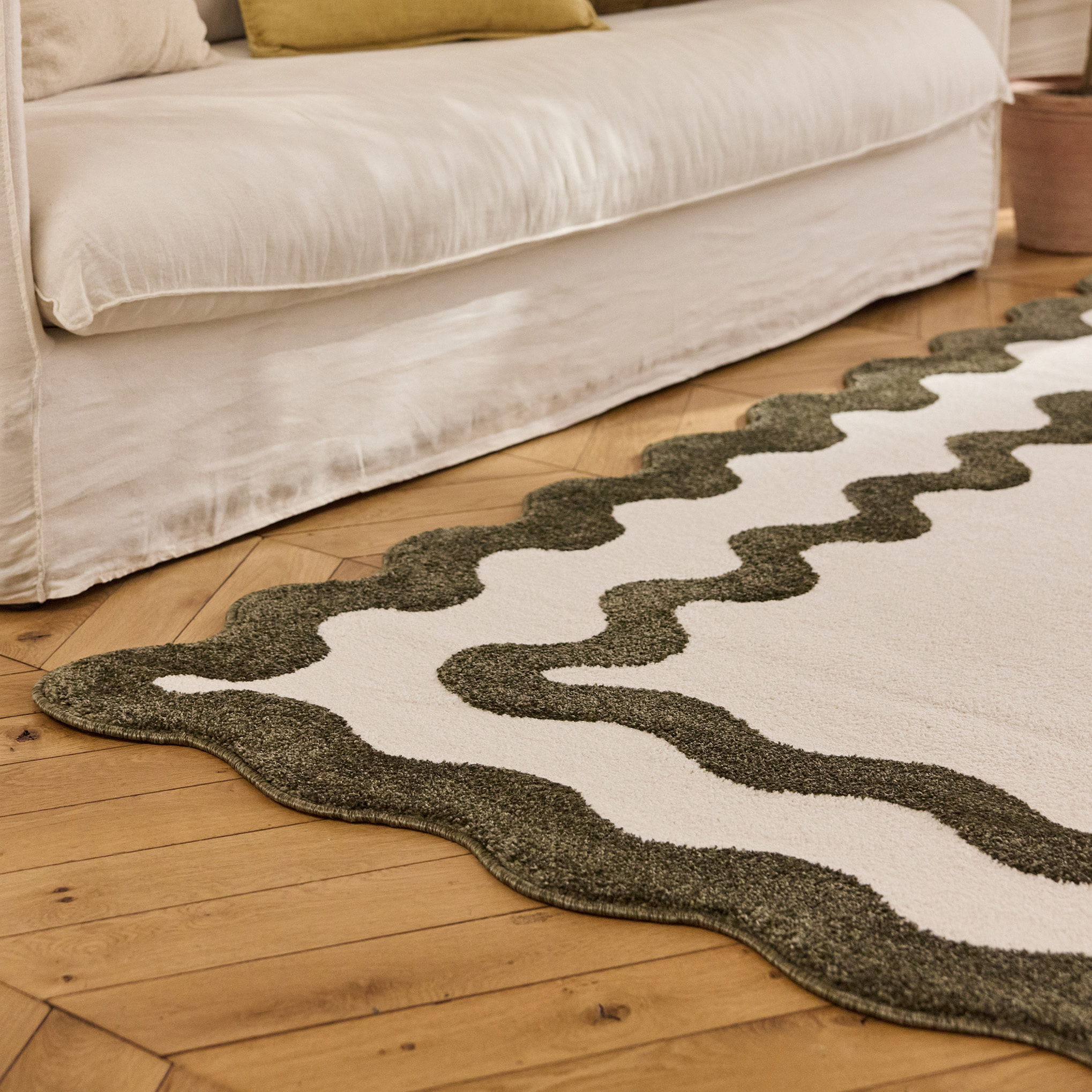 PANTONE - Tapis vert à bords festonnés TERRA DEL SOL