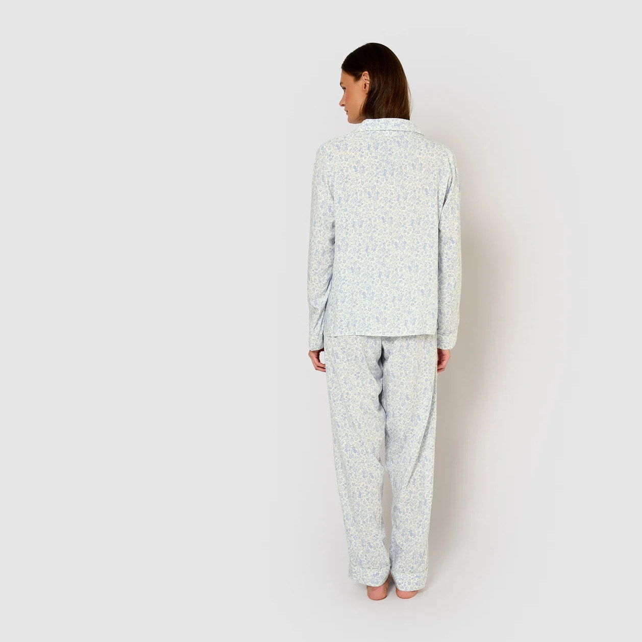 Pijama largo camisero viscosa nicosia celeste