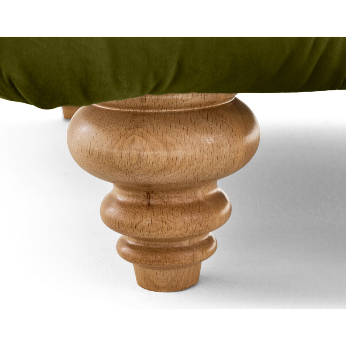 Walter - pouf chesterfield en velours - pieds bois - Vert