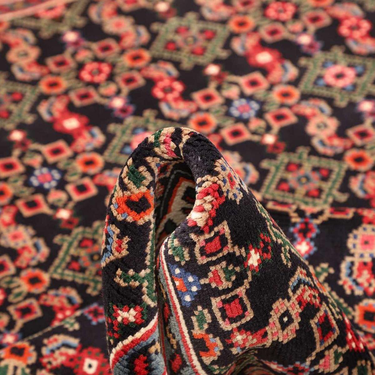 Tapis d'orient au motif oriental, noué main, EPAGA