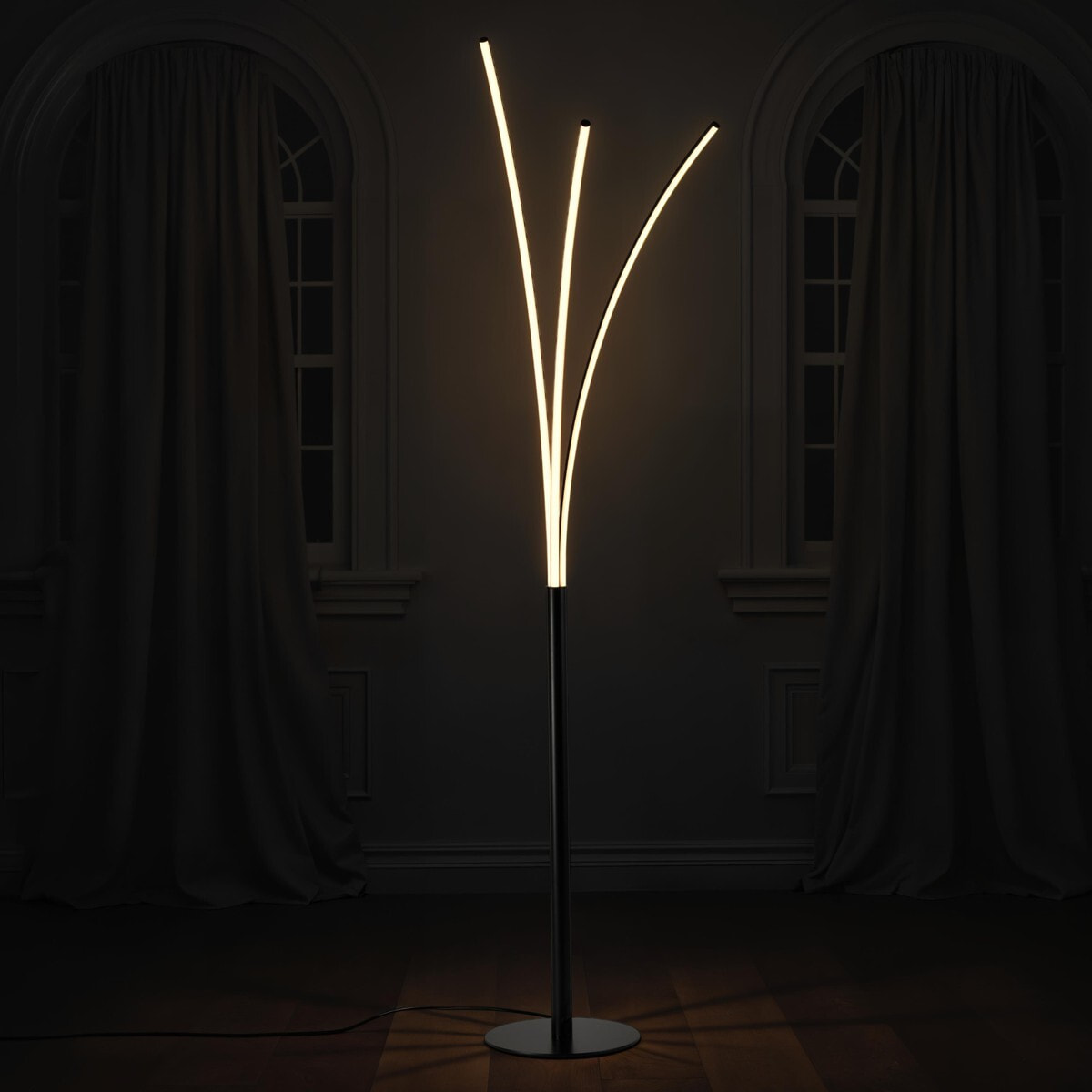 Lampadaire LED Tomasucci SCRATCH, métal noir mat et acrylique blanc, 150 cm, 30W, lumière blanc chaud