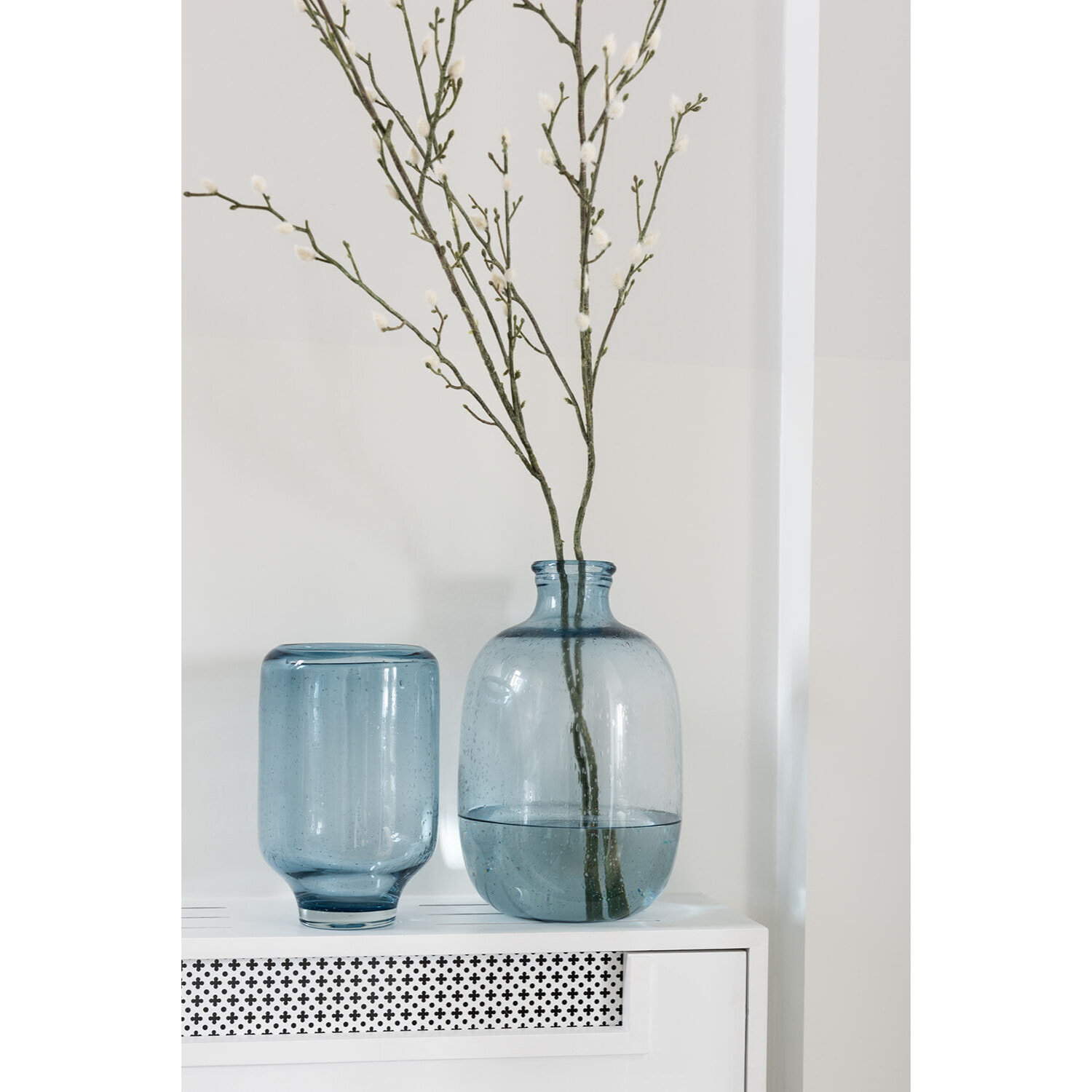 J-Line Vase Nora Sur Pied Rond Verre Bleu Clair Large