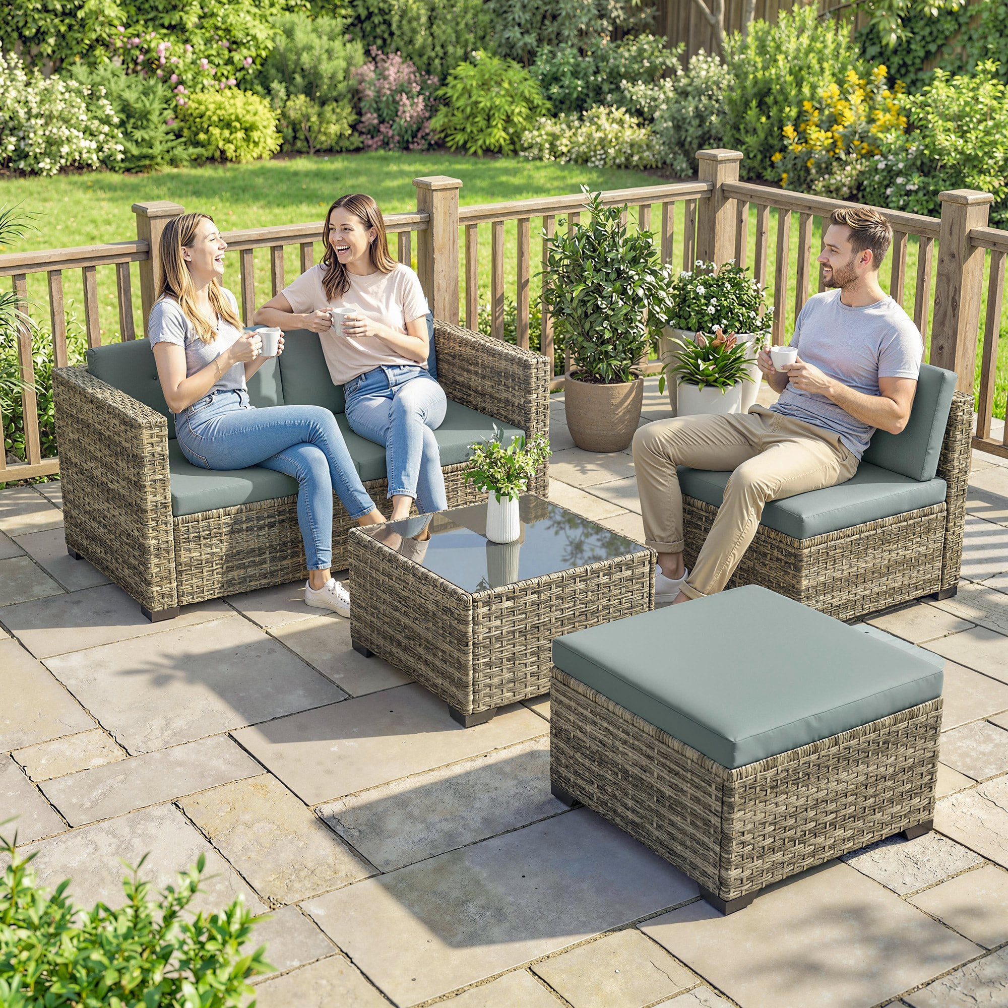 Conjunto de Jardín de Ratán de 5 Piezas, Conjunto Terraza Resistente, Muebles Jardín Exterior Incluye Cojines, 2 Sillones de Esquina, Sillón sin Brazos, Reposapiés y Mesa Centro, Gris Claro