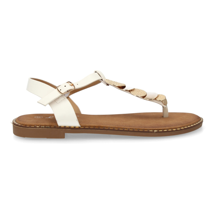 Sandalia de dedo con decoracion en el empeine