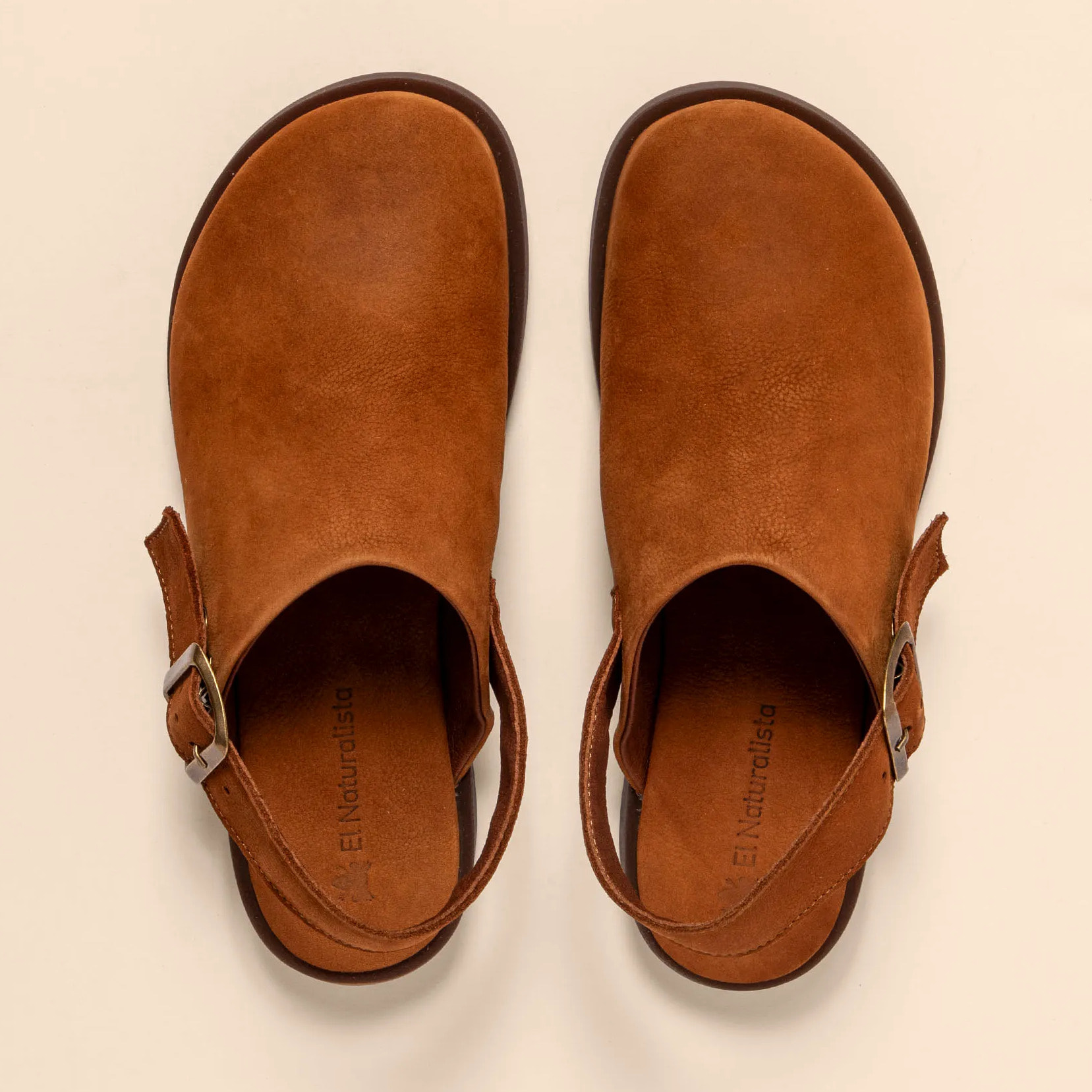 Zapatos N5871 NOBUCK LAVADO CUERO/ ARENISCA color Cuero