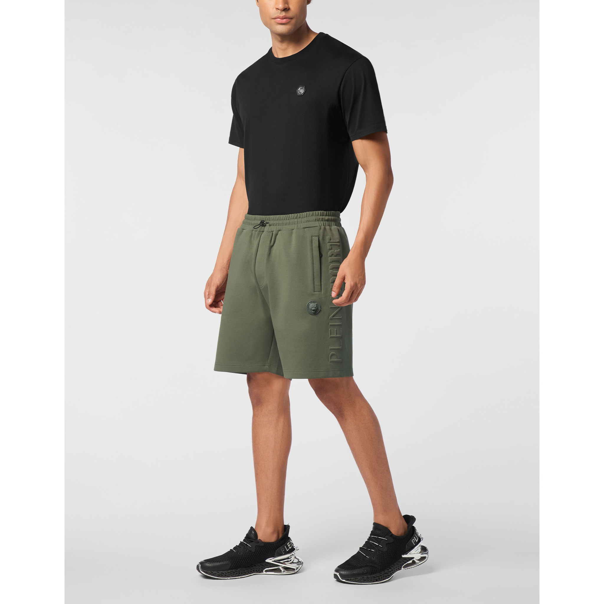 PLEIN SPORT Pantalones cortos