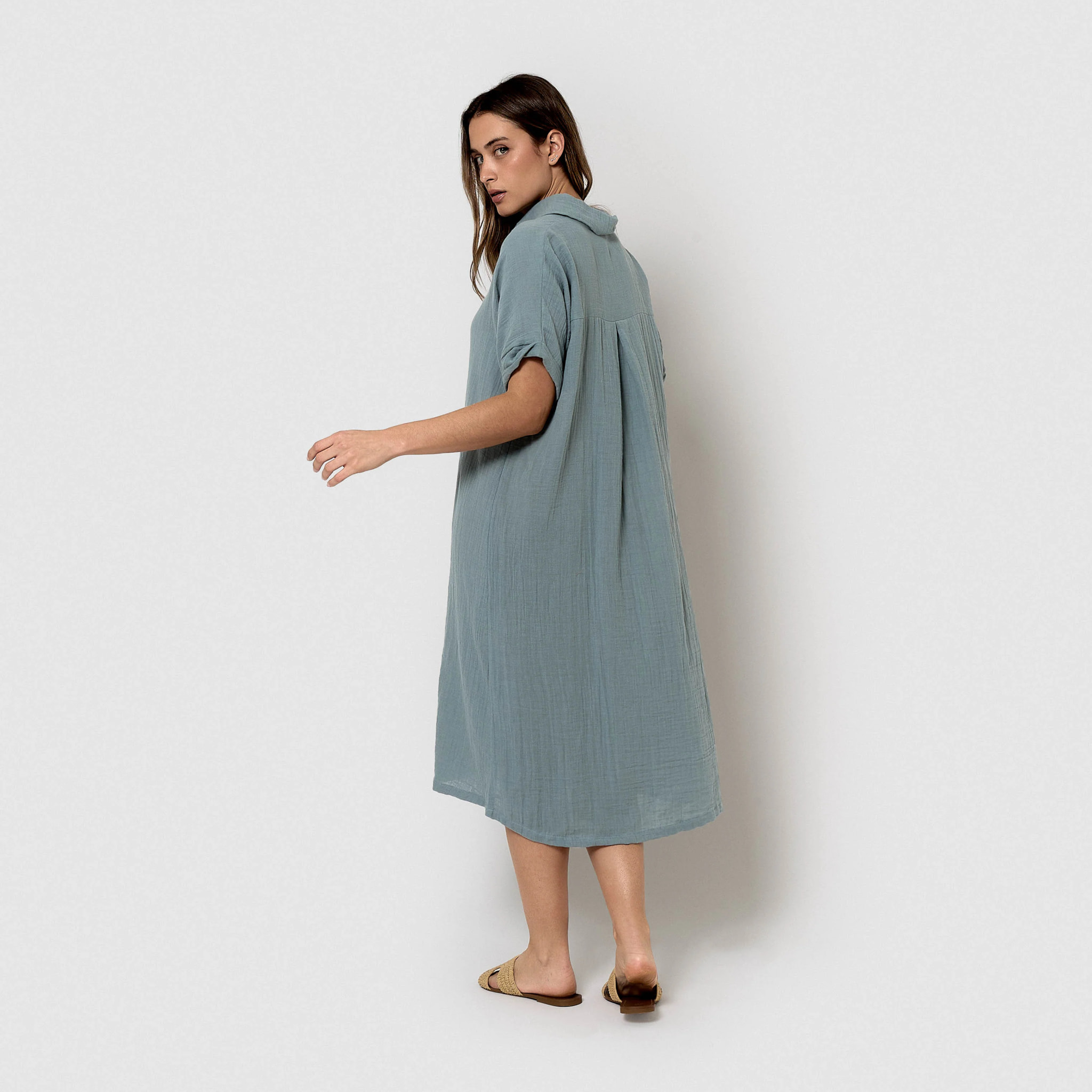 Vestido midi manga fluida muselina índigo