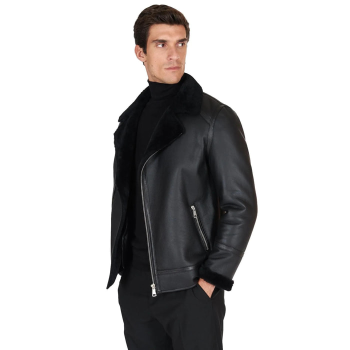 Chiodo Montone Shearling nero con cerniera trasversale