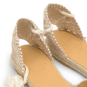 Alpargata plana Brava en raso con cordones de terciopelo y punta afilada