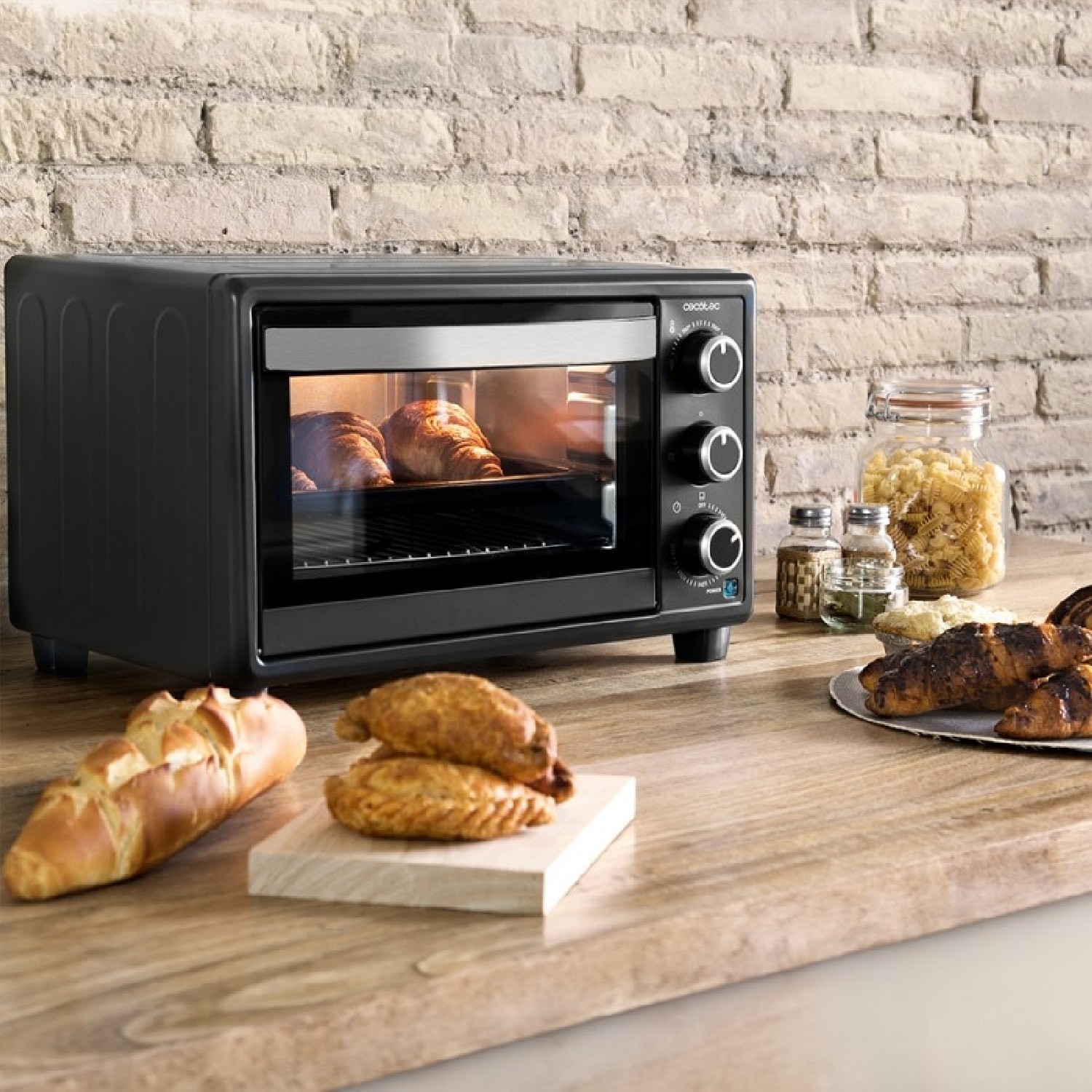 Mini-fours Bake&Toast 2300 Black Cecotec