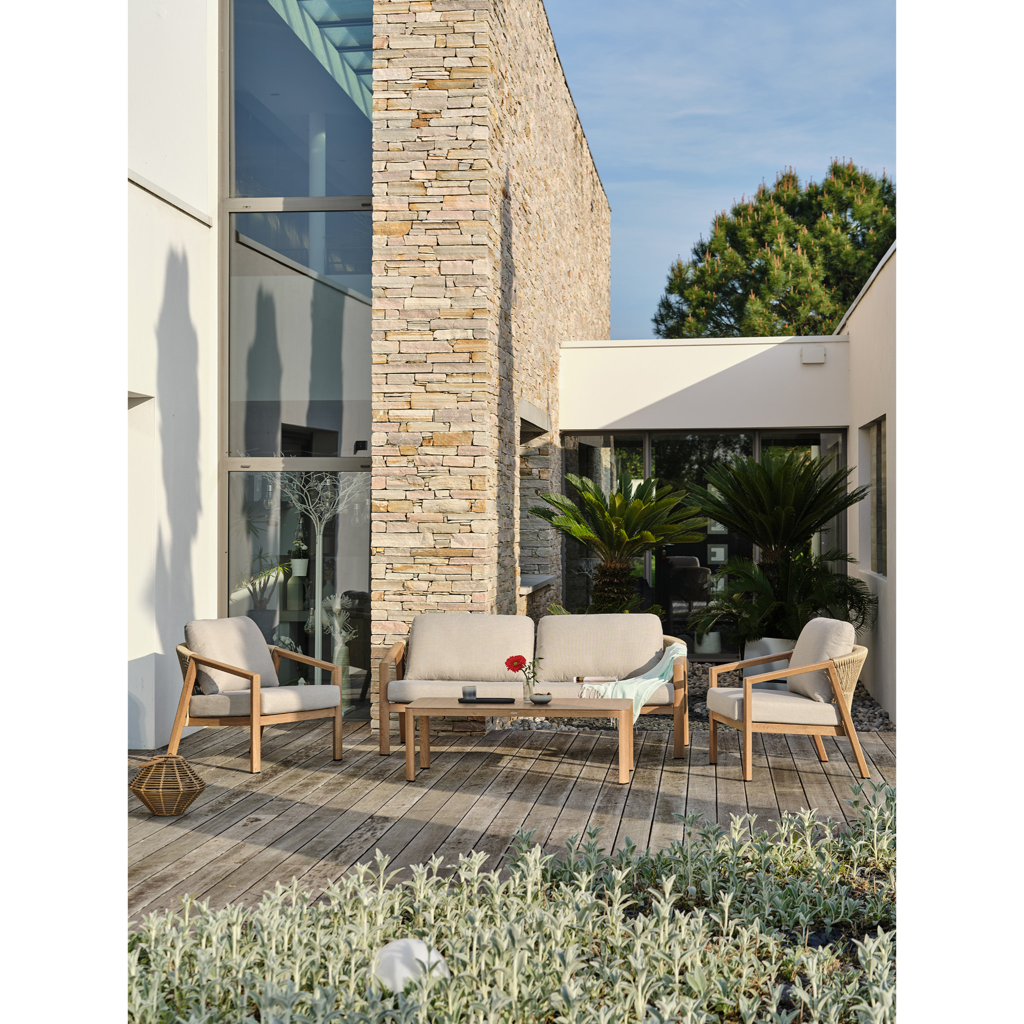 GOYA - Salon bas de jardin 5 pl en aluminium imitation bois, coussins