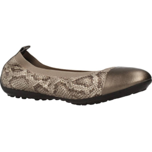 Zapatos Niña de la marca GEOX  modelo JR PIUMA ANIMAL PRINT