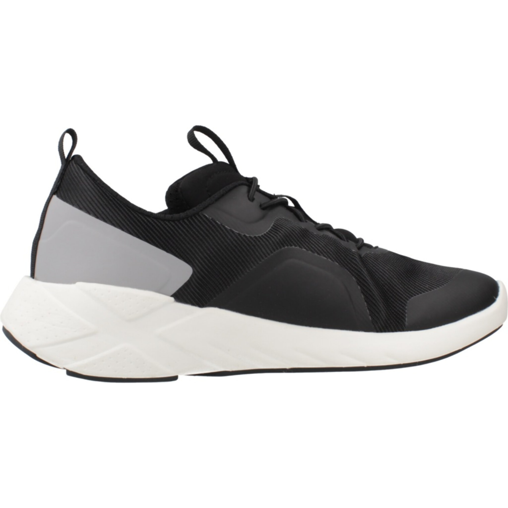 Zapatillas Niño de la marca GEOX  modelo J ACTIMIX BOY NEGRO