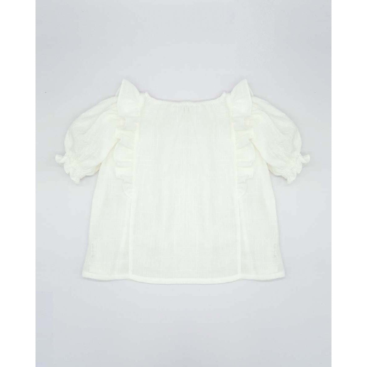 BLUSA CON VOLANTE Y MEDIA MANGA BLANCO