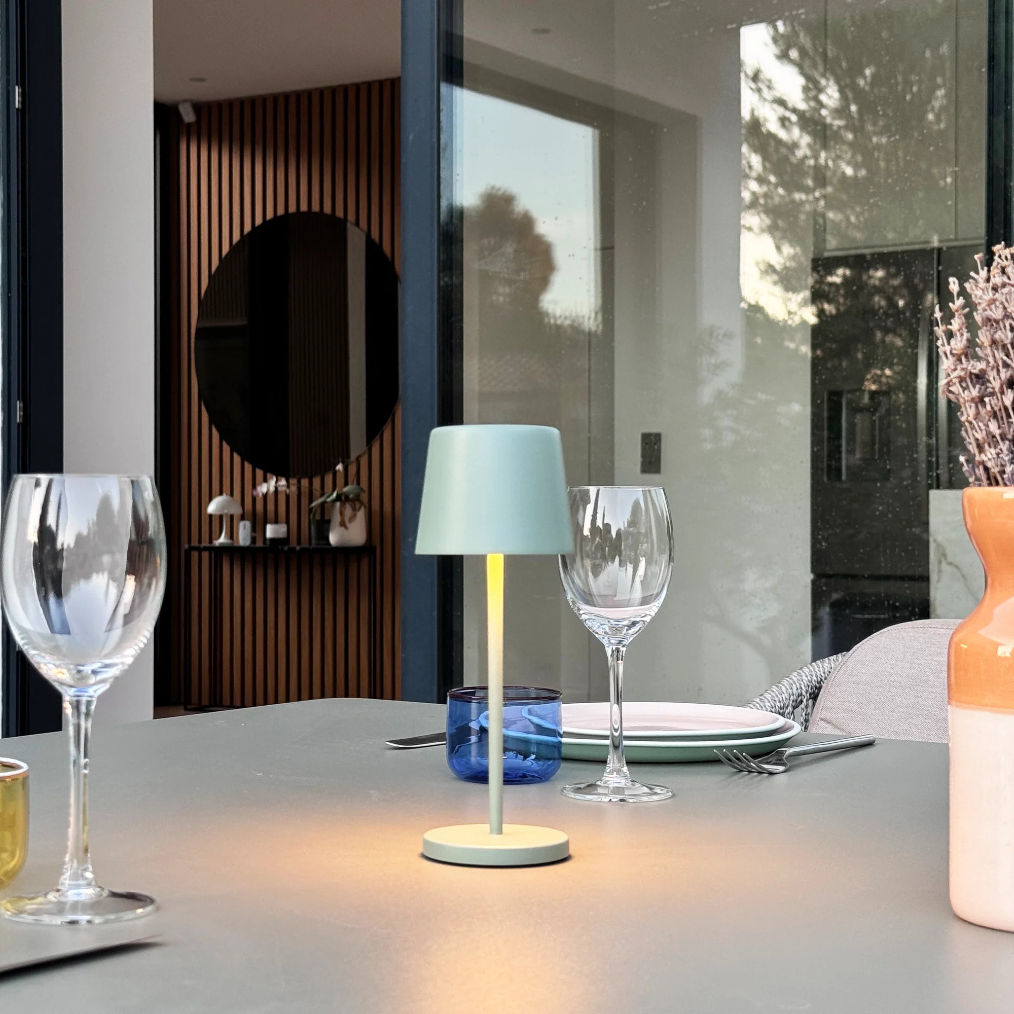 6 Lampes de table MINI KELLY Vert H22cm + base de chargement
