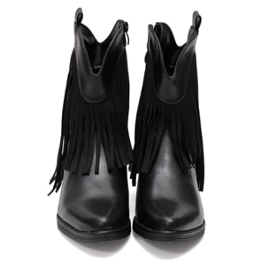 Stivaletto in simil pelle con frangia