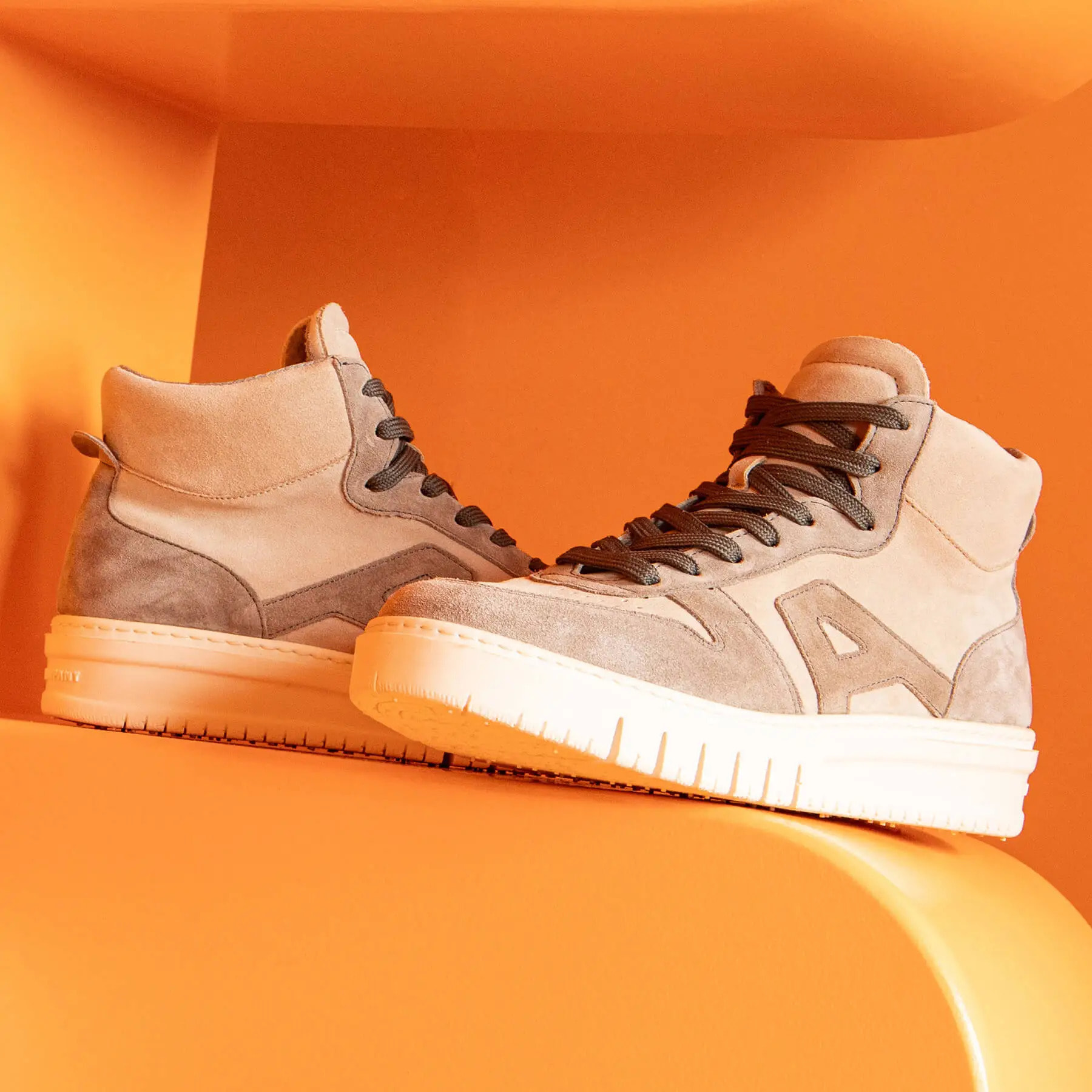 Botines 1778S SILK SUEDE TOFFEE-CHOCOLATE/BELLEVILLE color Toffee-chocolate