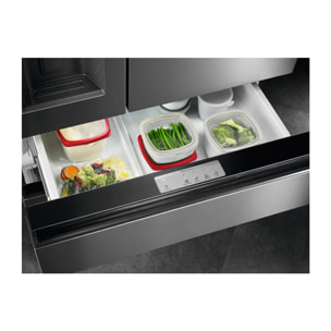 AEG Frigorífico americano Multi Door de libre instalación Serie 9000 Inox Antihuellas de 178,1 cm RMB954E9VX | Reacondicionado