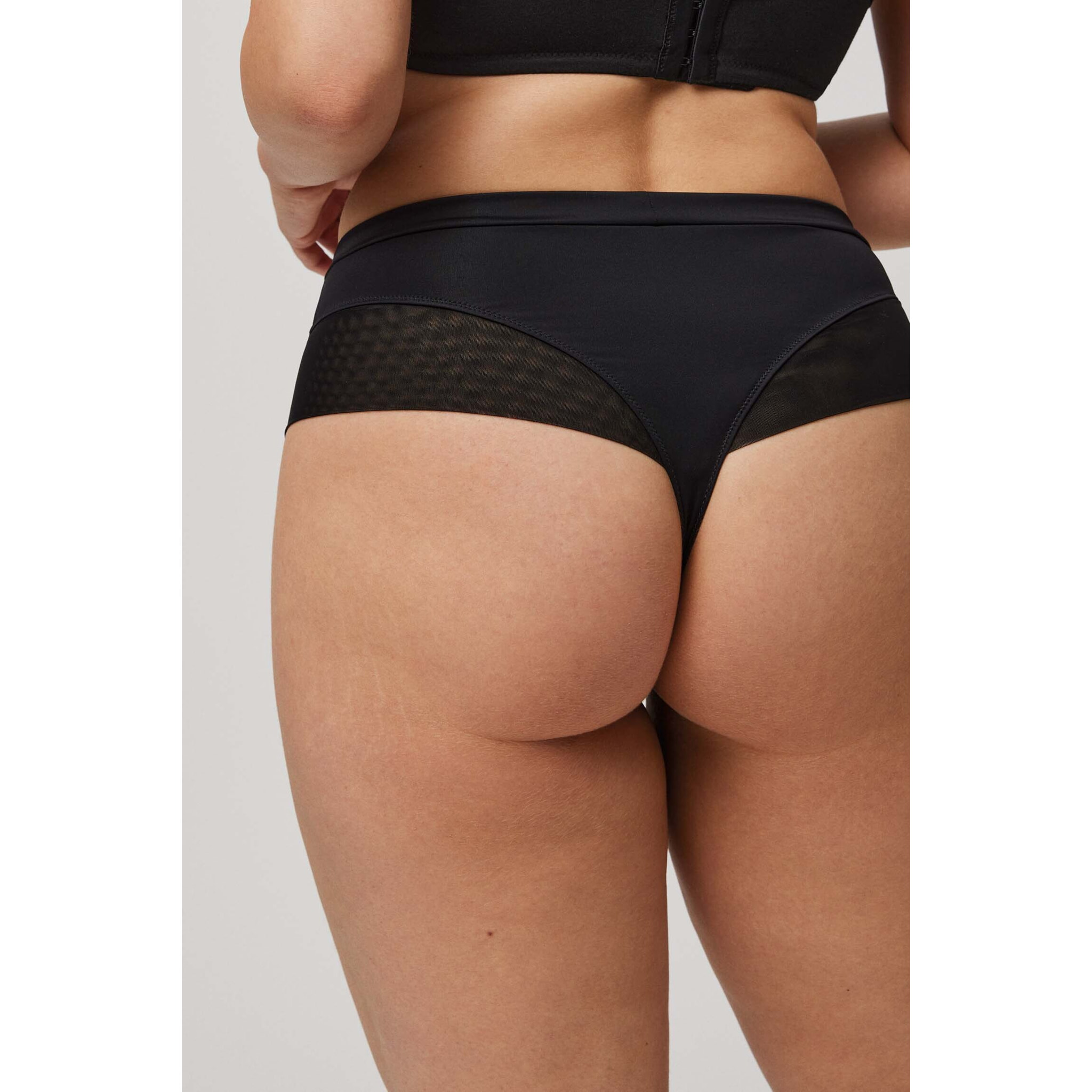 Perizoma a vita alta in microfibra nera