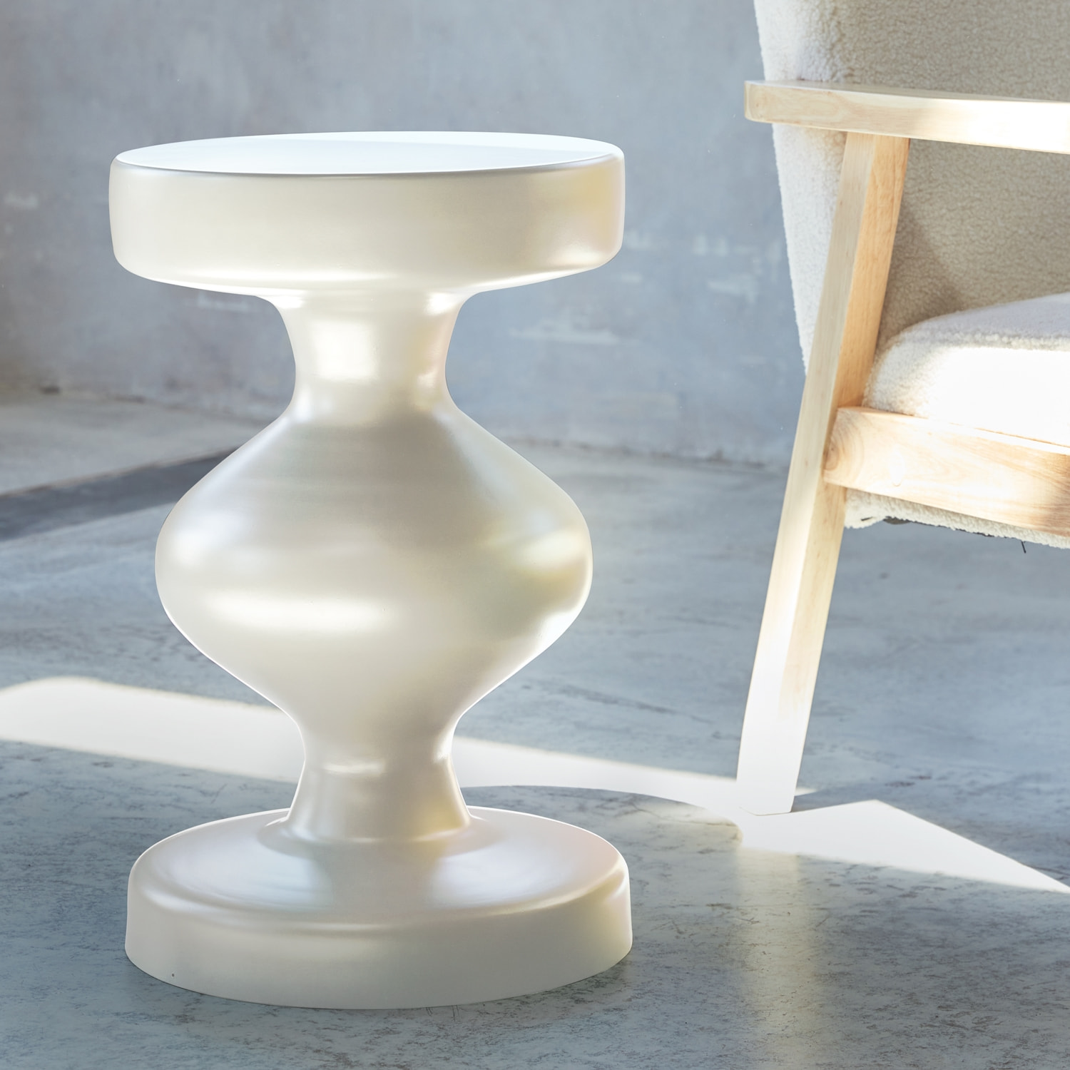 Table d'appoint, bout de canapé, table de chevet métal Ø29,5 x H48,5cm HAWA