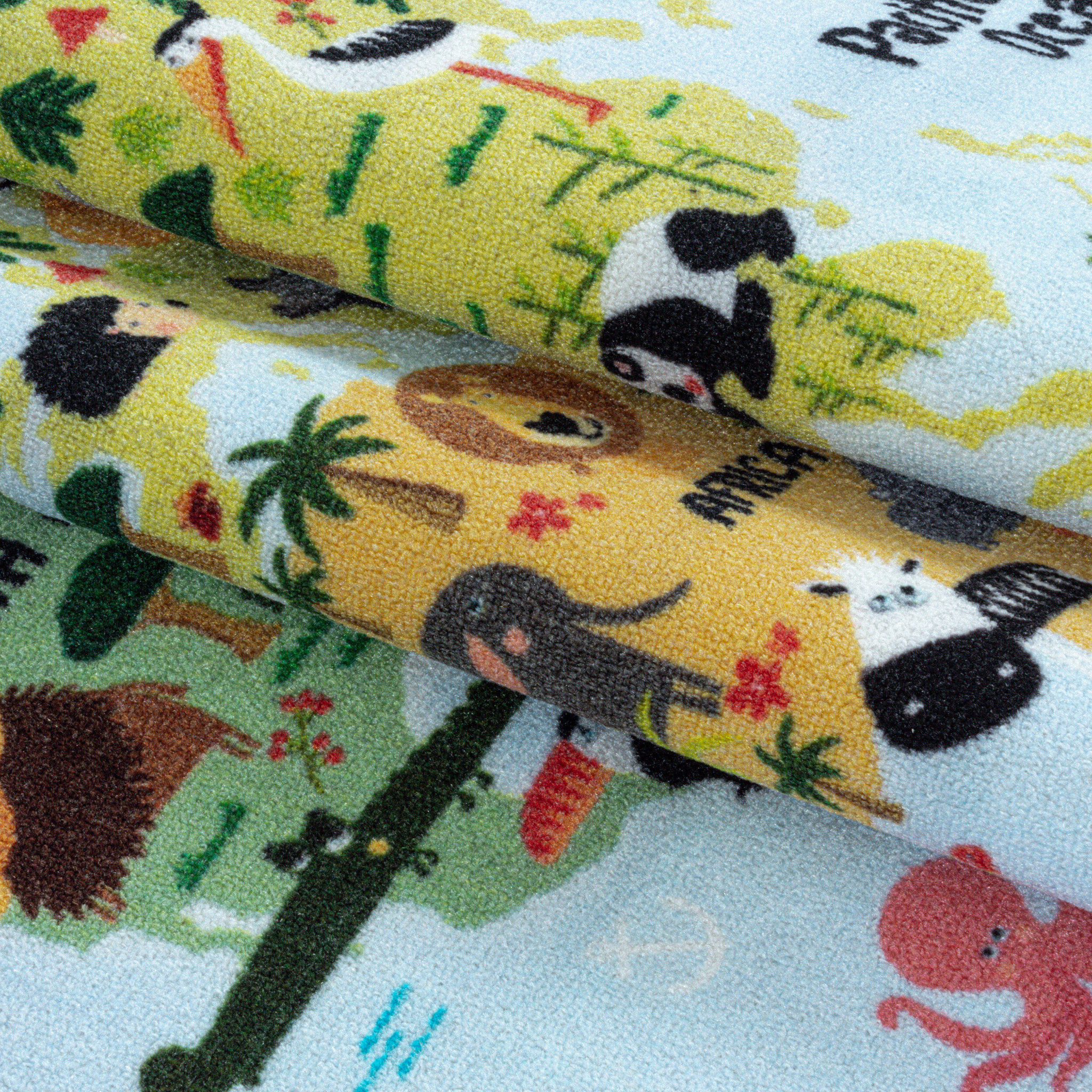 PLAY - Tapis enfant carte du monde bleu - PLA2917BLE