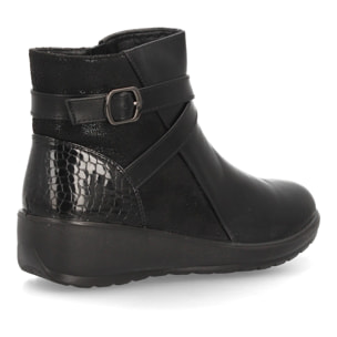 Botines con cuña y hebilla lateral para mujer