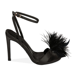 Sandalias negras con plumas de raso, tacón de 10,5 cm