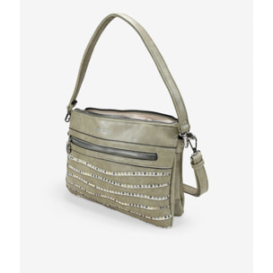 Bolso de hombro verde con cremallera y tachas