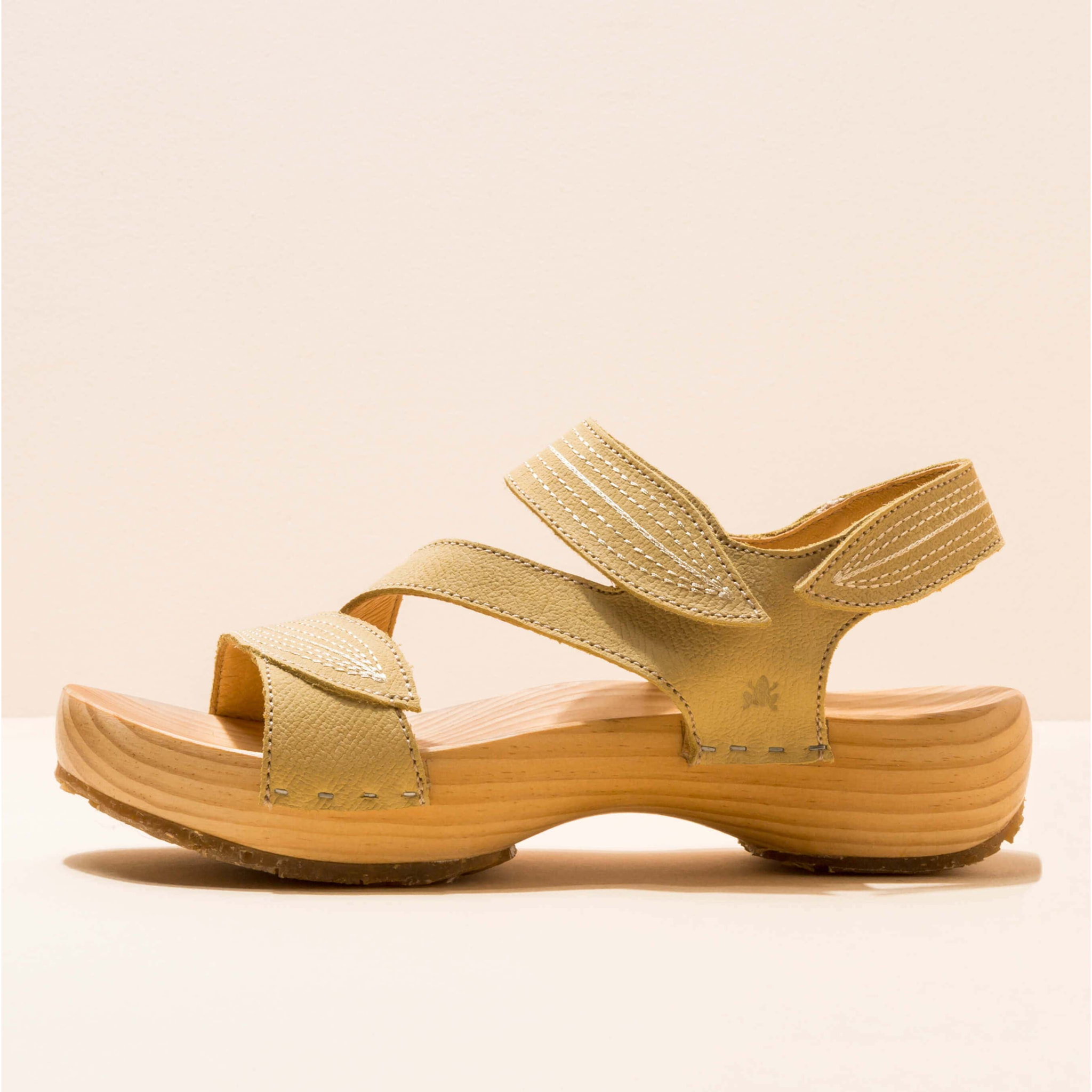 Sandalias N5830 PLEASANT SUNLIGHT / SHOKUNIN color Sunlight