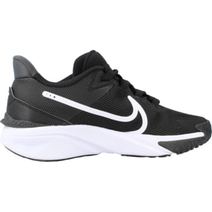 SNEAKERS NIKE STAR RUNNER 4