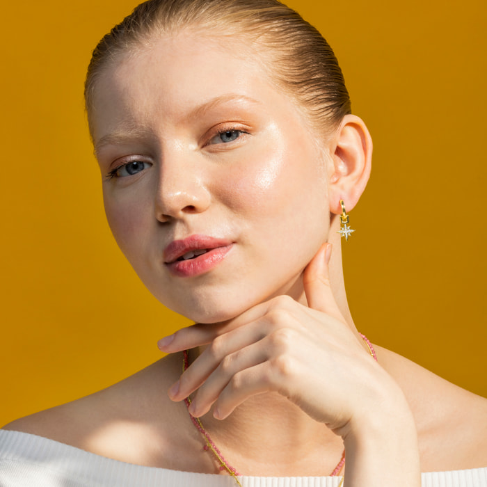 Pendientes de Circonita Brillante acabados en oro amarillo de 18k