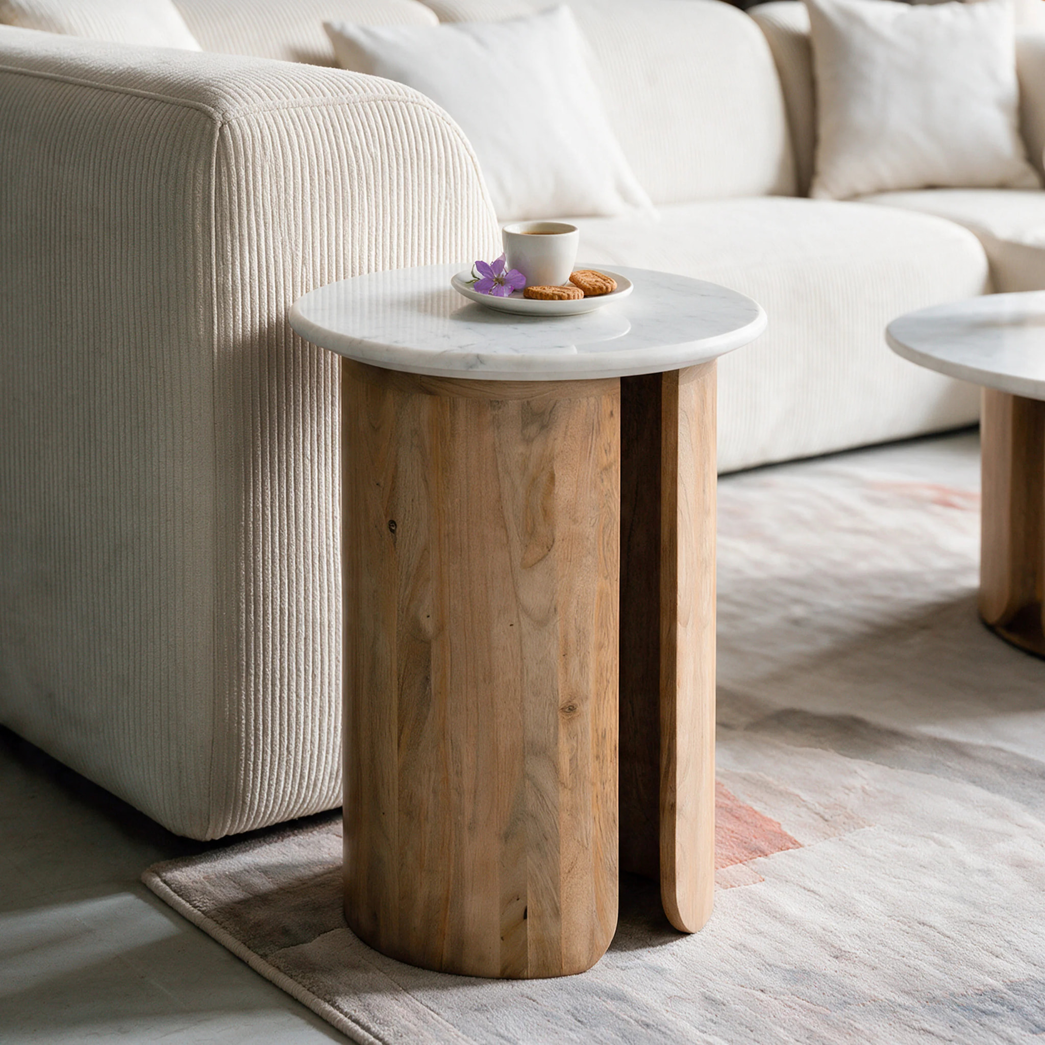 Table d'appoint en marbre et bois de manguier - Léana