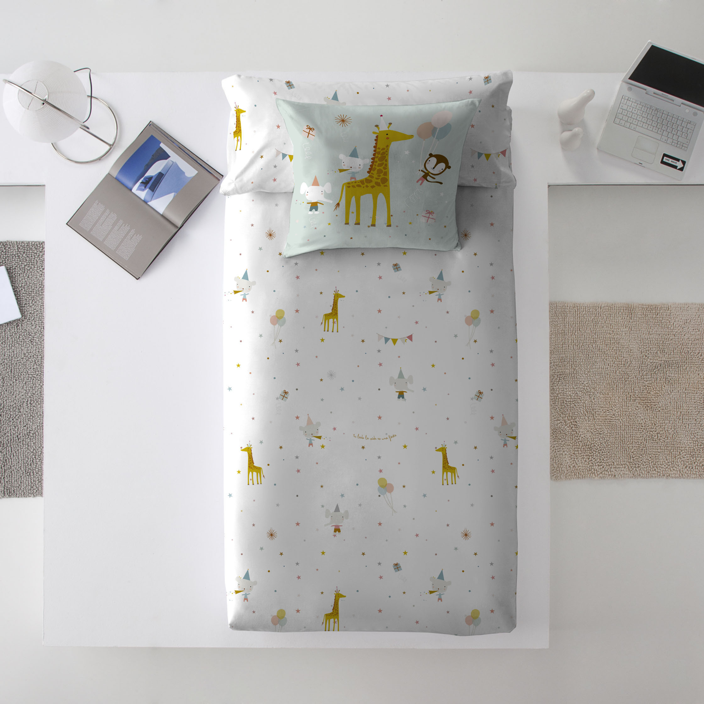 Haciendo el Indio - Funda Nórdica Estampada - Reversible - Infantil - Cierre Solapa - 100% Algodón - Incluye 1 Funda de Almohada - Fiesta