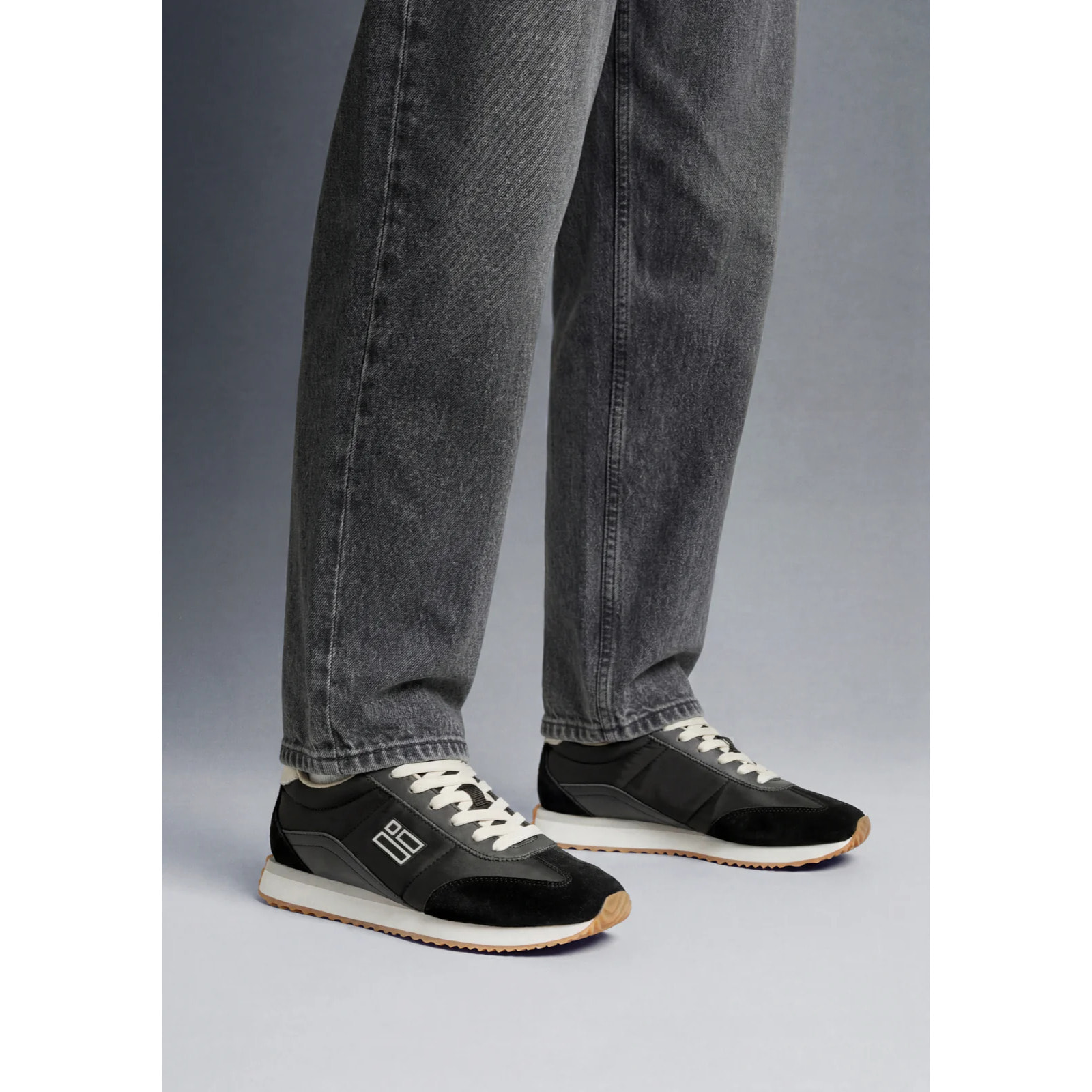 Zapatillas Deportivas Unisex Estilo Retro Vantage en Negro