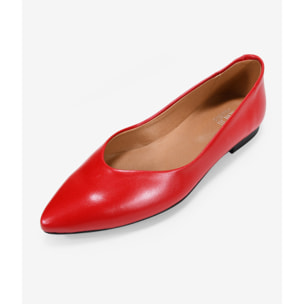 Bailarinas planas rojas en piel